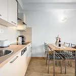 294 Apartamento