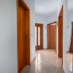 Apartamento 294 *