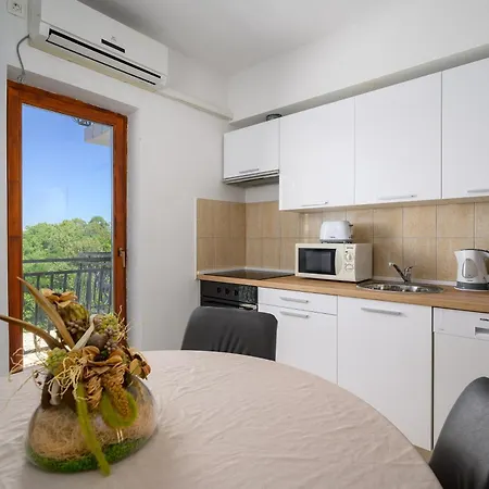 294 Apartman *