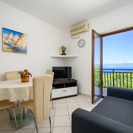 294 Apartman *