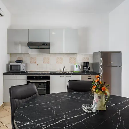294 Apartman Drenje