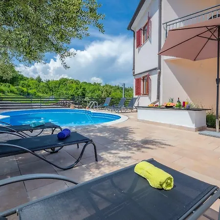 Apartman 294 *